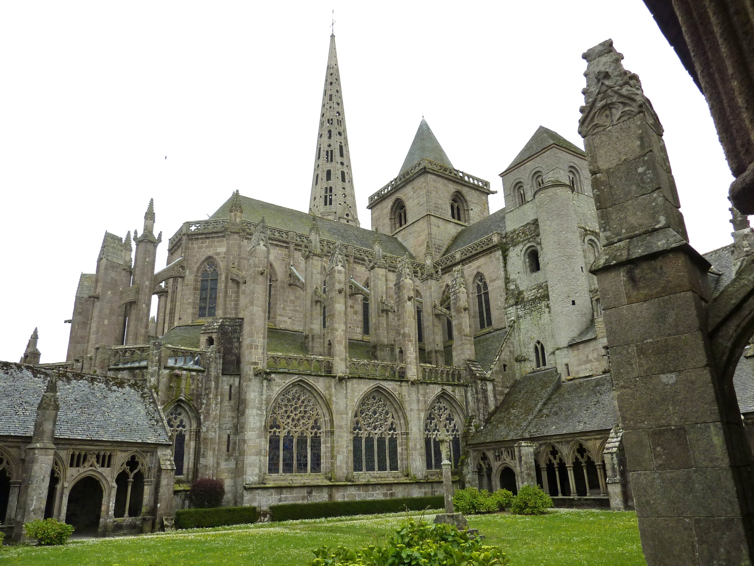 09_Tréguier_La_cathédrale